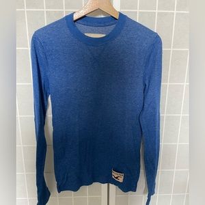 Hollister Men Long-Sleeve Thermal Base layer shirt crew neck, Blue, size Small.